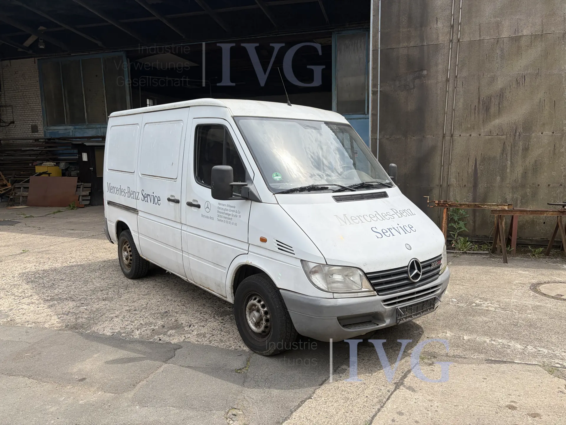 LKW geschl. Kasten DAIMLER CHRYSLER 208 CDI